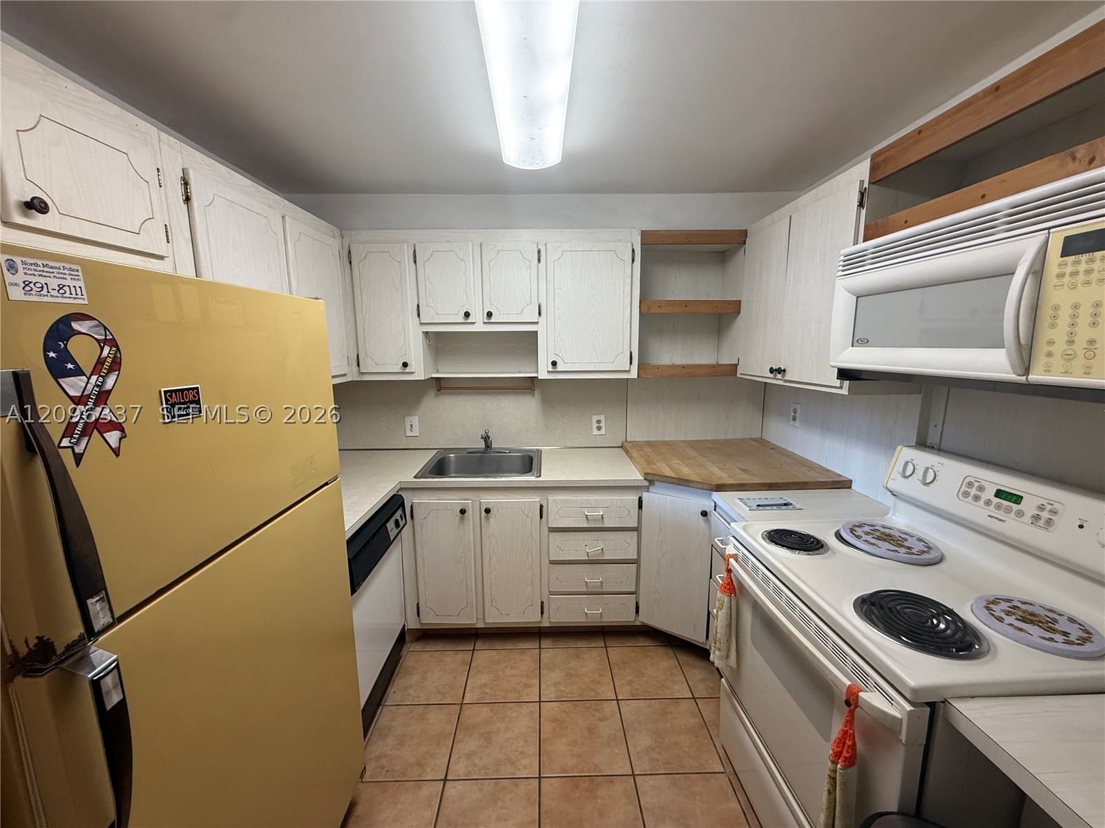 Real estate property located at 13155 Ixora Ct #1110, Miami-dade, Keystone Harbor Club Cond, North Miami, FL