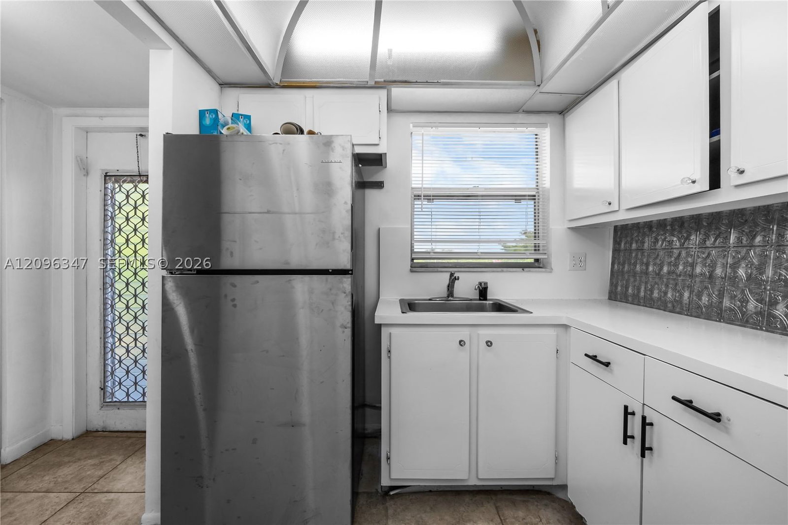 Real estate property located at 8450 Sunrise Lakes Blvd #306, Broward, Sunrise Lakes 51 Condo, Sunrise, FL