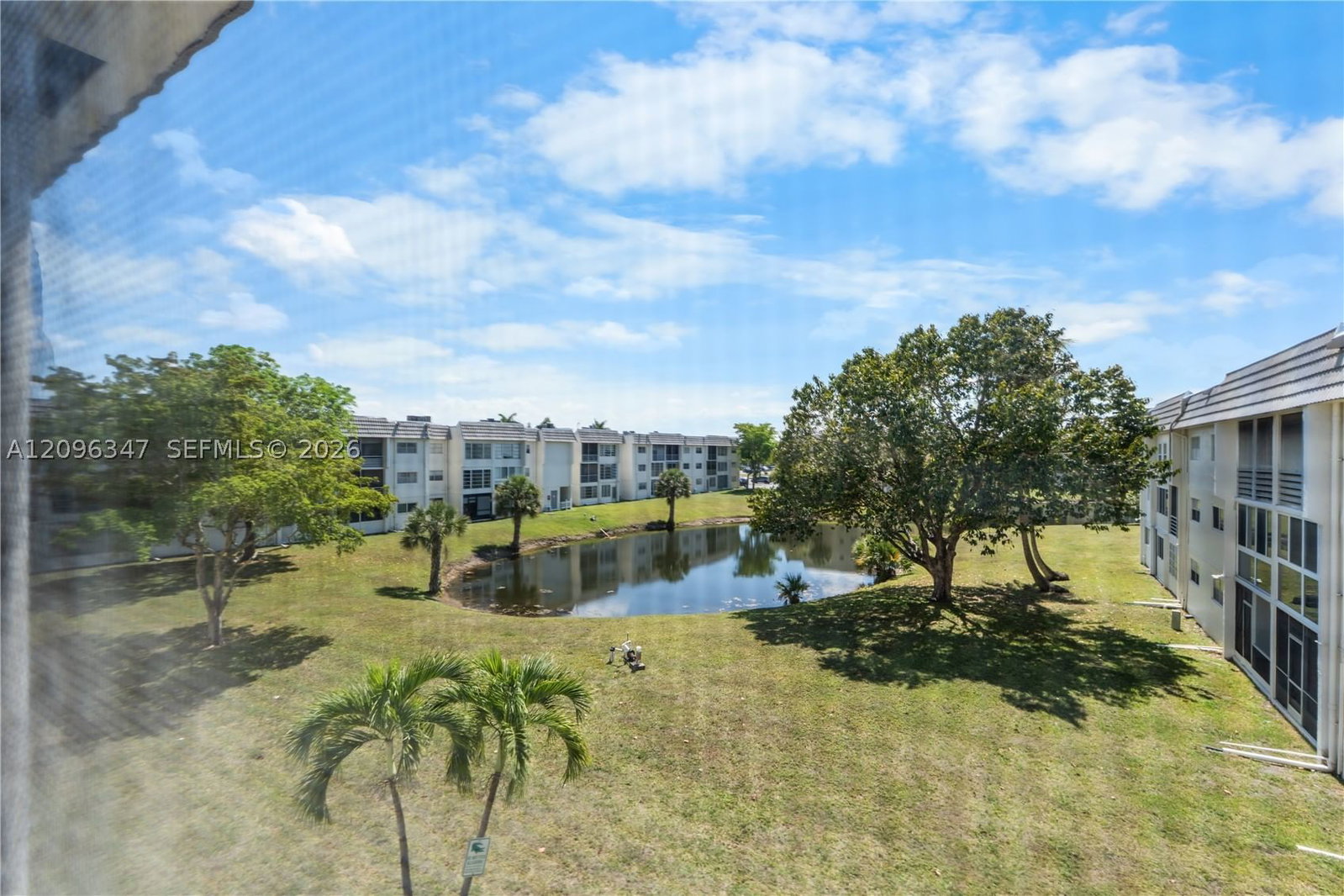 Real estate property located at 8450 Sunrise Lakes Blvd #306, Broward, Sunrise Lakes 51 Condo, Sunrise, FL