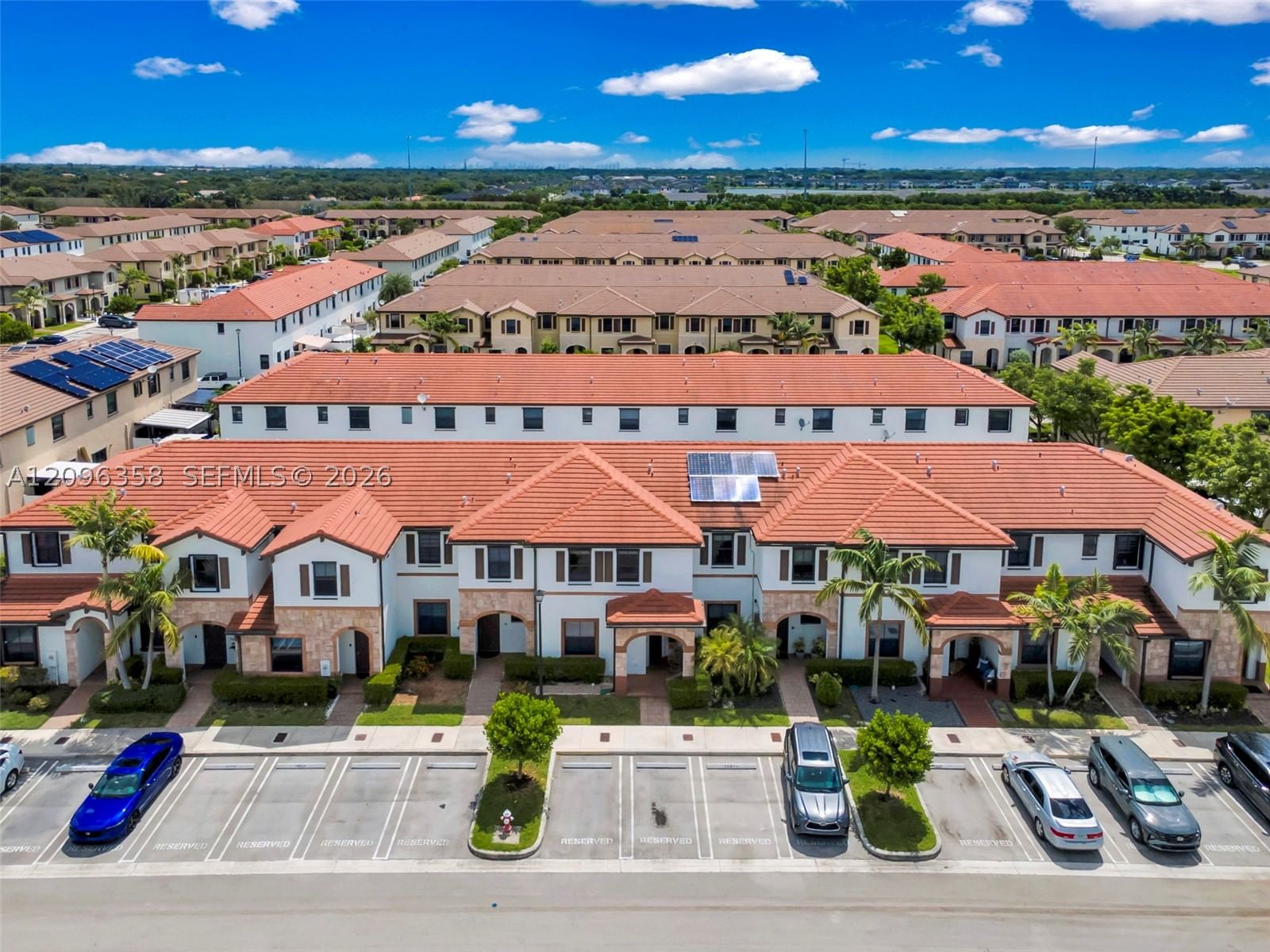 Real estate property located at 10615 34th Ct, Miami-dade, Aquabella Section Two, Hialeah, FL