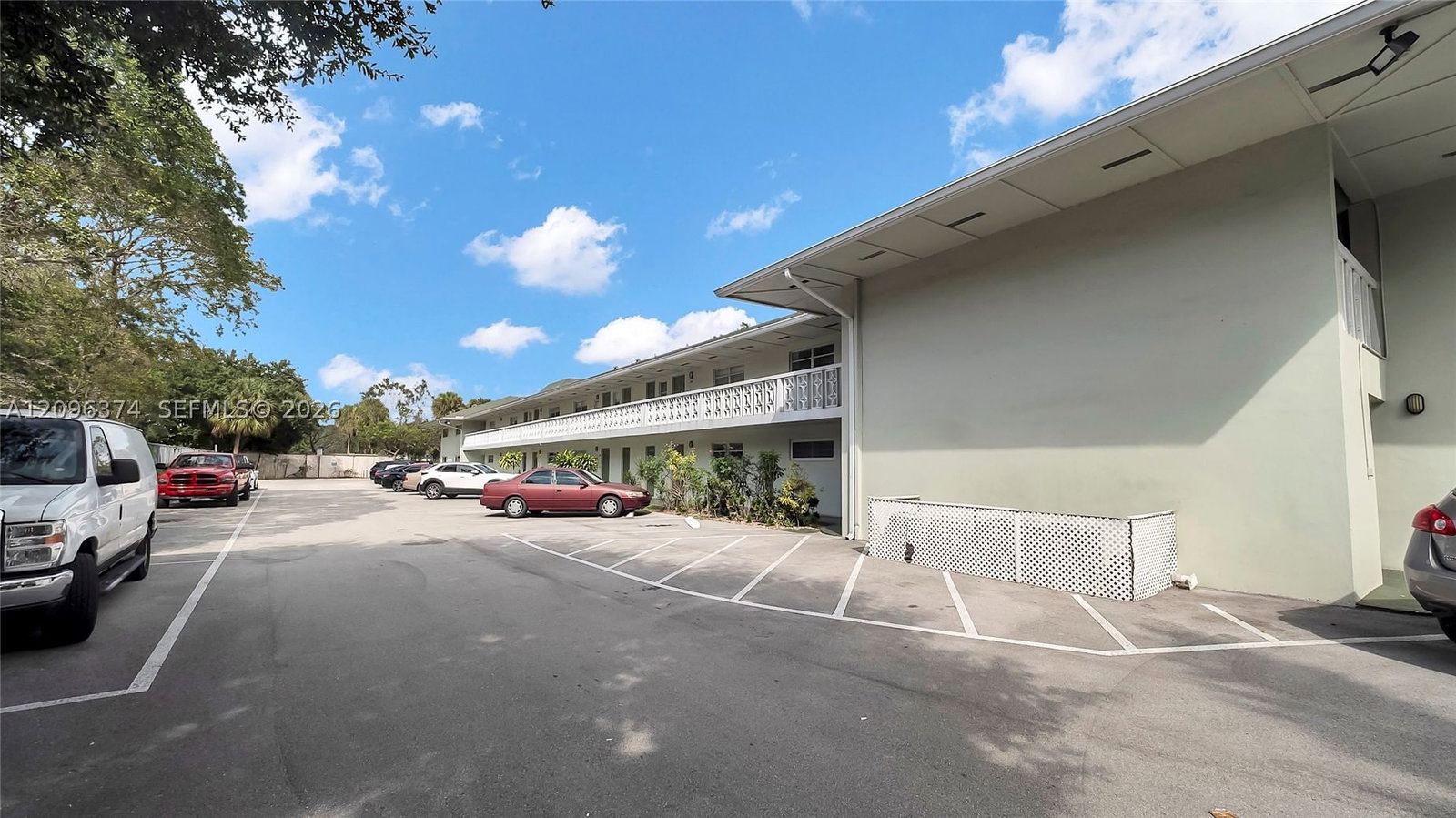 Real estate property located at 4200 3rd Ct #241, Broward, Village Green Condo, Plantation, FL