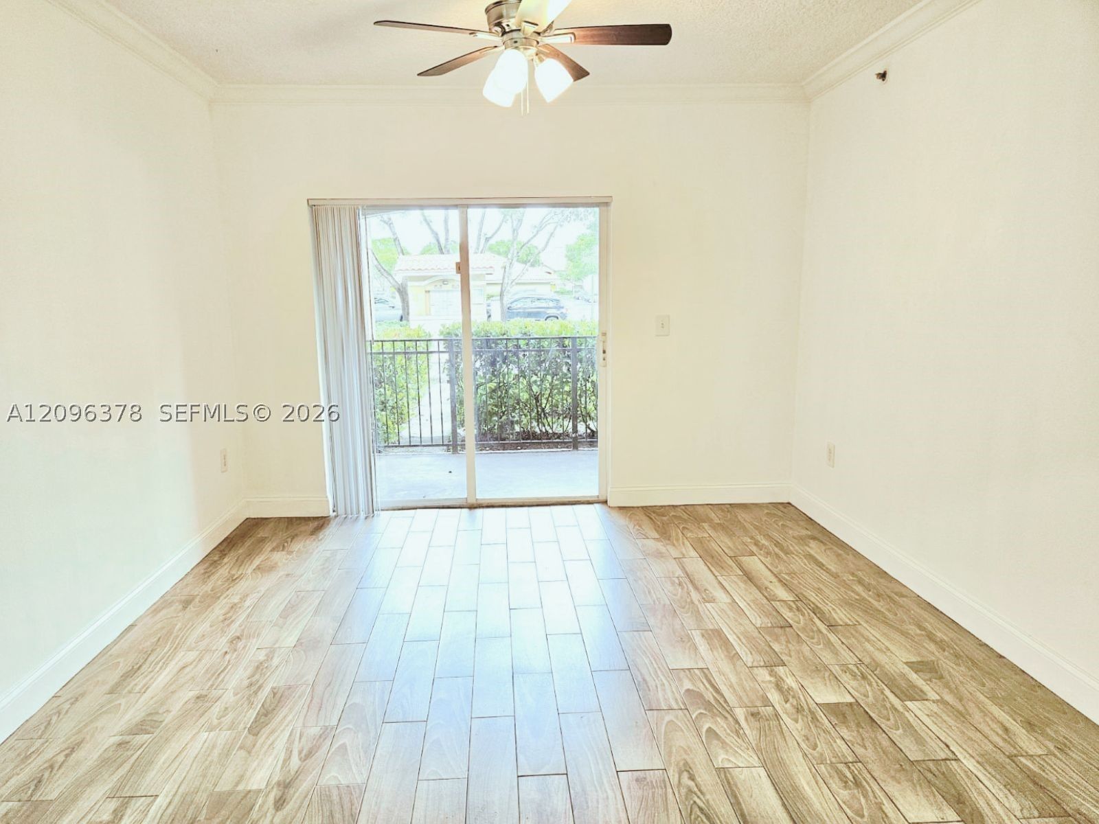 Real estate property located at 220 116th Ave #15105, Broward, Marquesa Condo, Pembroke Pines, FL