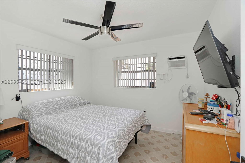 Real estate property located at 3191 23rd St, Miami-dade, Miami Suburban Acres, Miami, FL