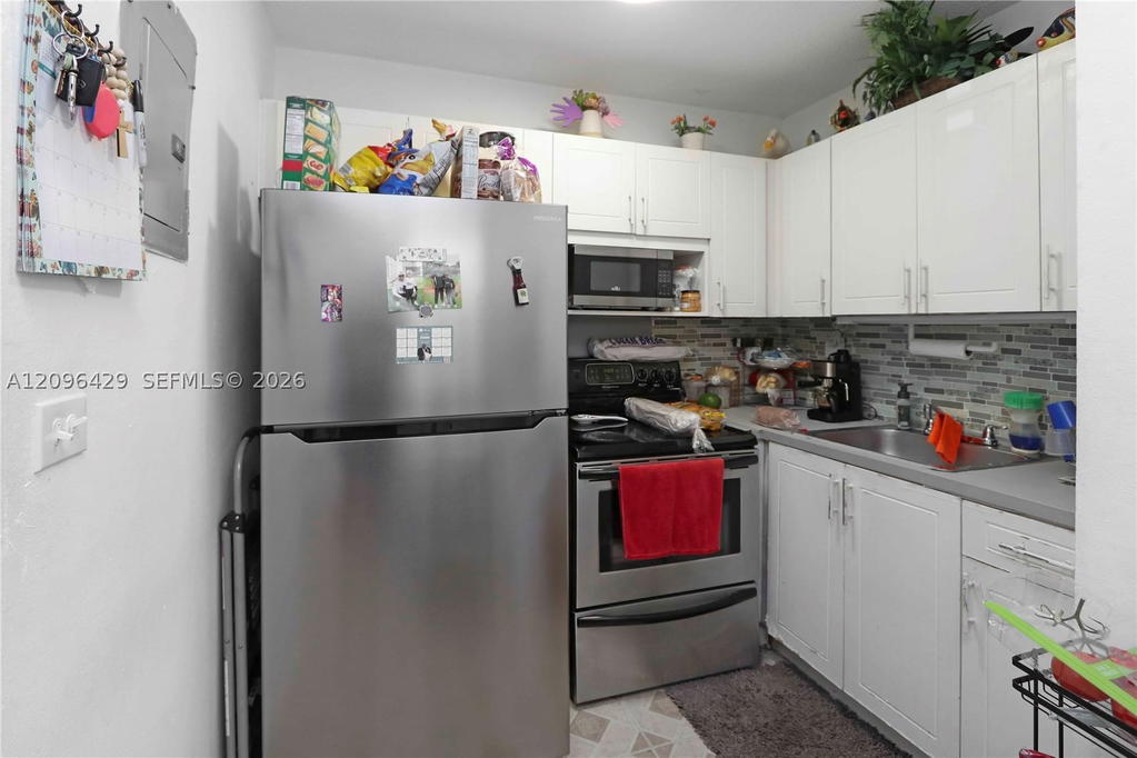Real estate property located at 3191 23rd St, Miami-dade, Miami Suburban Acres, Miami, FL