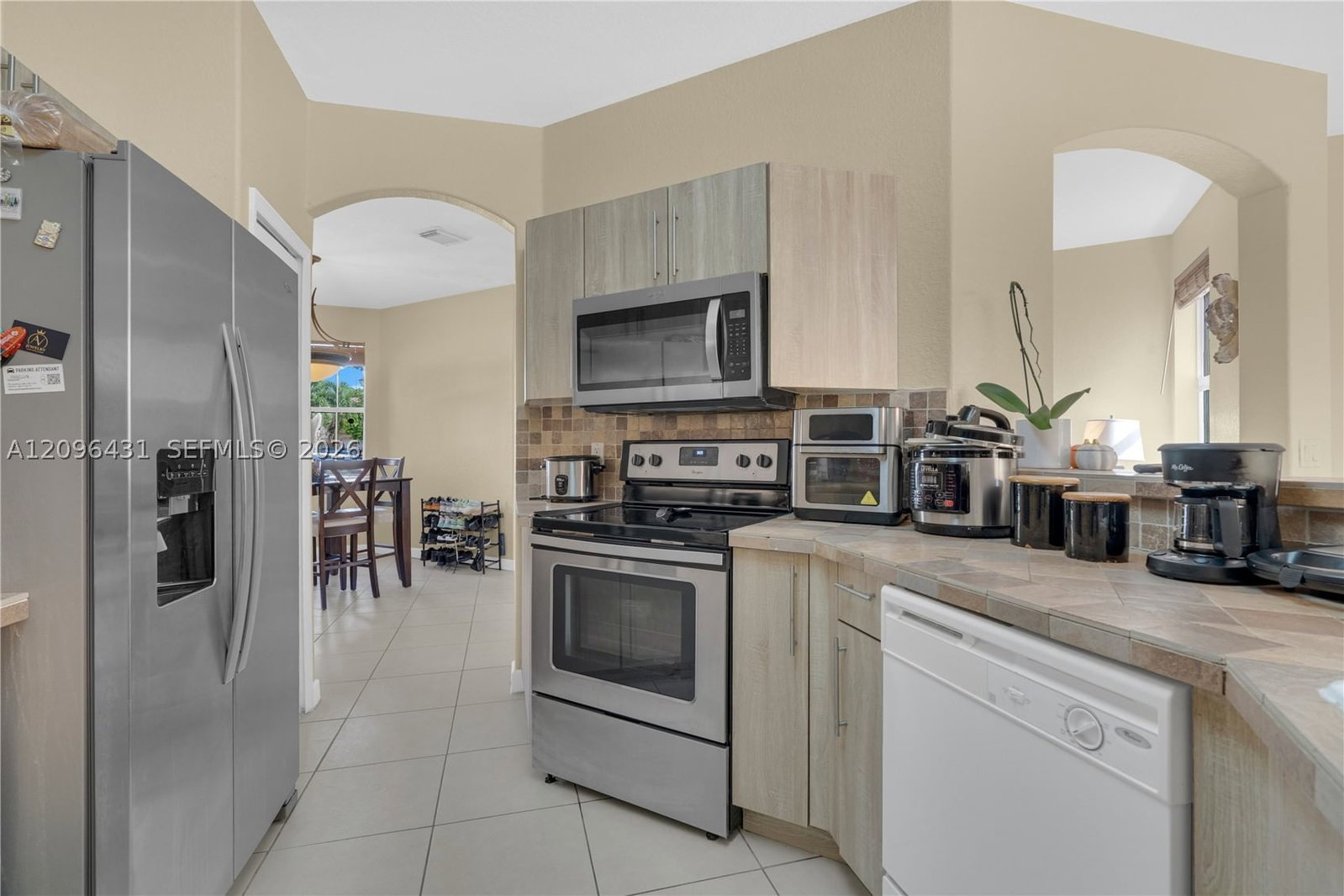 Real estate property located at 11402 137th Pl, Miami-dade, Century Breeze, Miami, FL