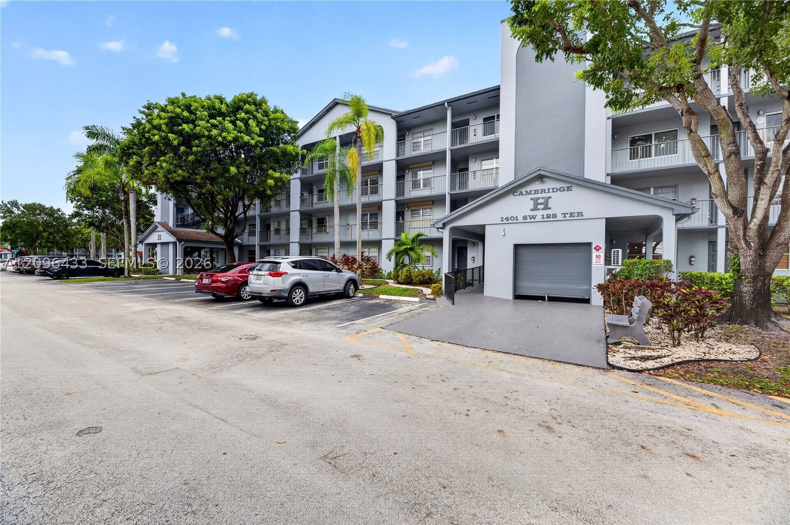 Real estate property located at 1401 128th Ter #405H, Broward, Cambridge At Century Villa, Pembroke Pines, FL