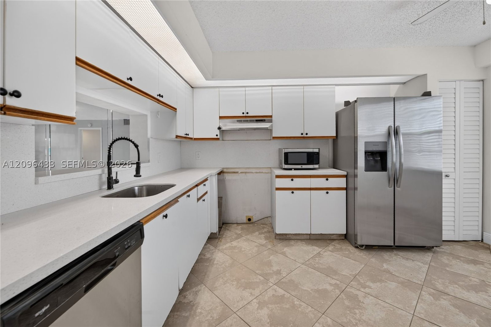 Real estate property located at 1401 128th Ter #405H, Broward, Cambridge At Century Villa, Pembroke Pines, FL