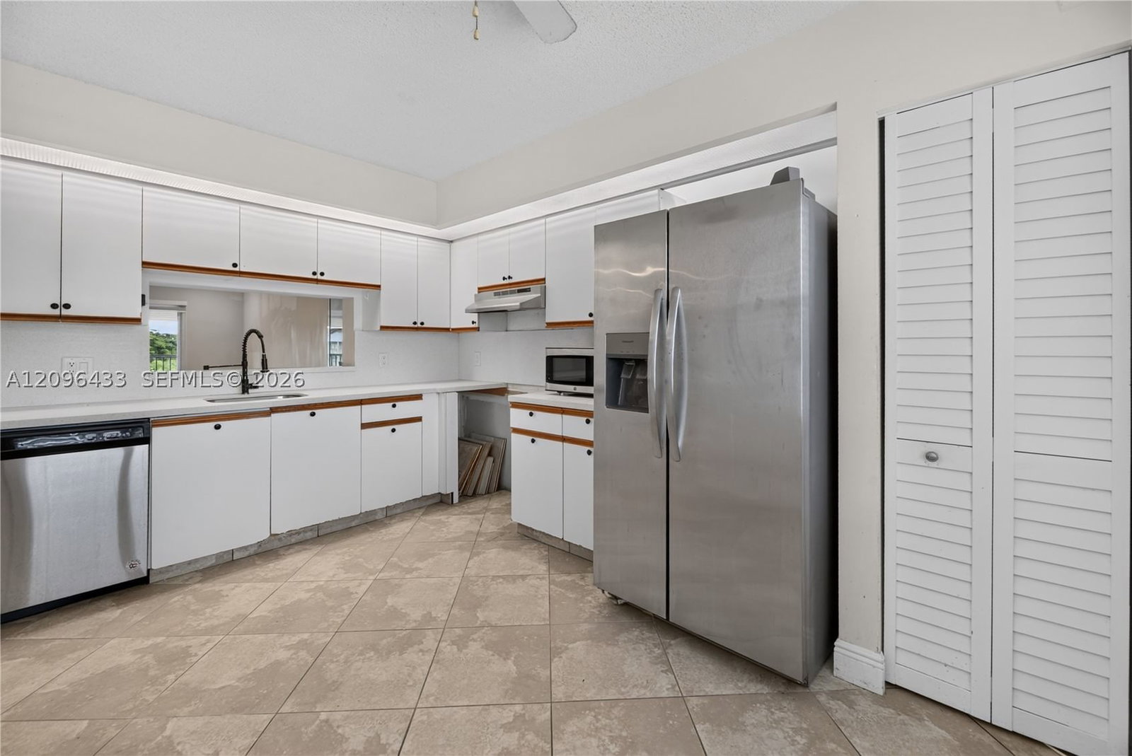 Real estate property located at 1401 128th Ter #405H, Broward, Cambridge At Century Villa, Pembroke Pines, FL