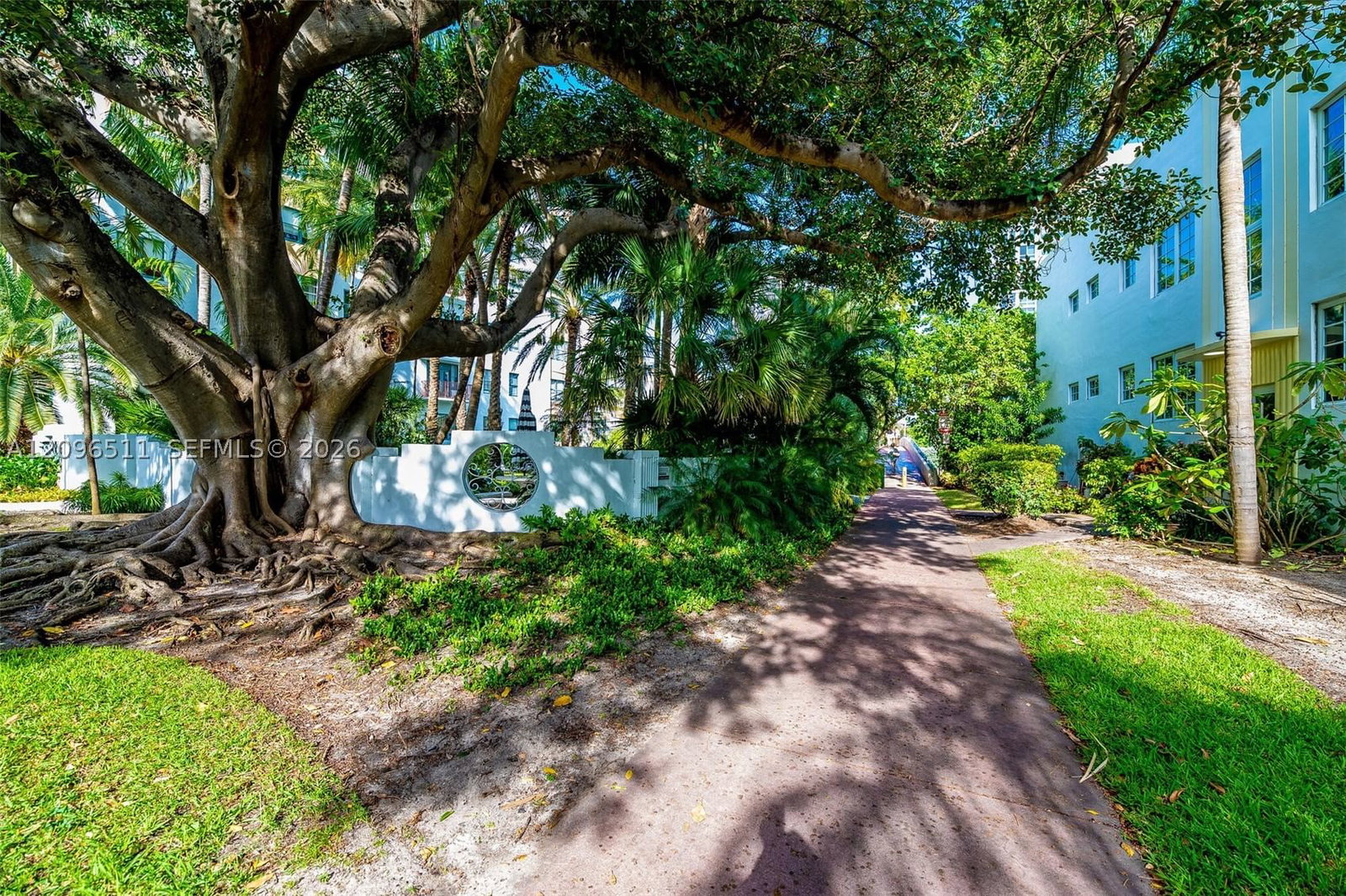 Real estate property located at 255 24th St #435, Miami-dade, Mantell, Miami Beach, FL