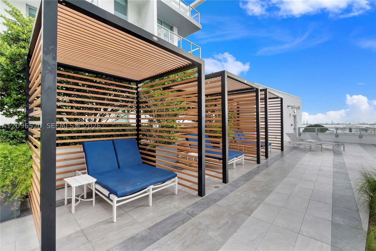 Real estate property located at 3900 Biscayne Blvd S-702, Miami-dade, Quadro Condo, Miami, FL
