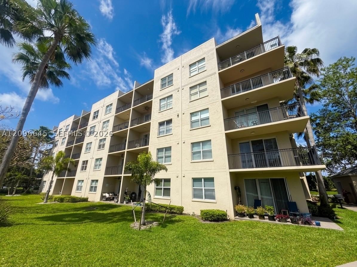 Real estate property located at 26 Royal Palm Way #304, Palm Beach, Caribbean At Boca Bayou C, Boca Raton, FL