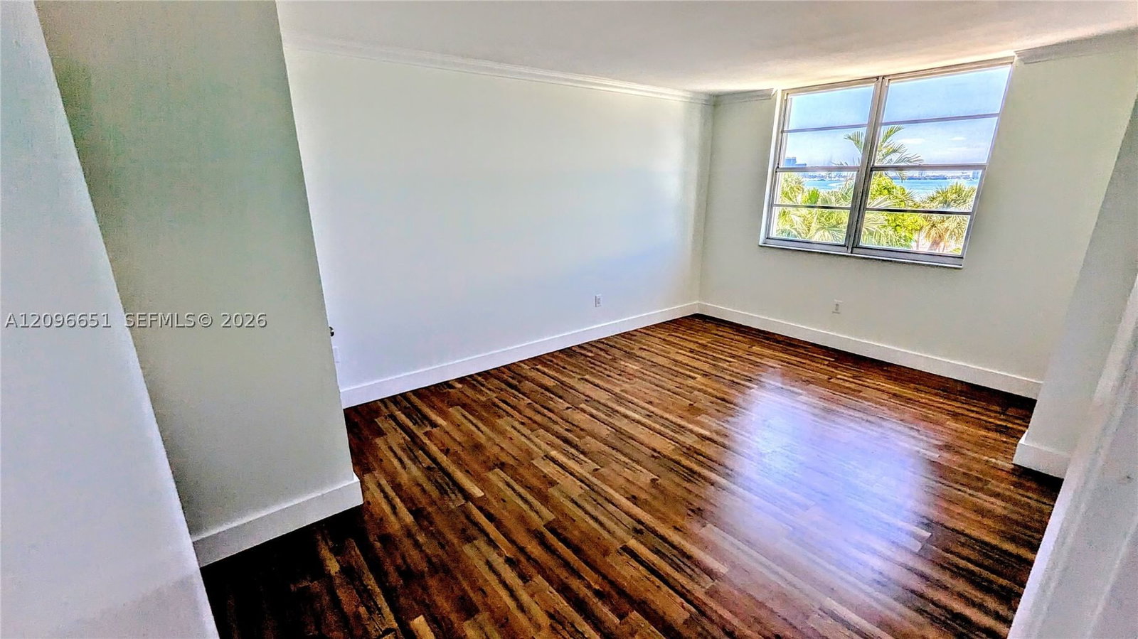 Real estate property located at 300 Bayview Dr #206, Miami-dade, Arlen House Condo, Sunny Isles Beach, FL