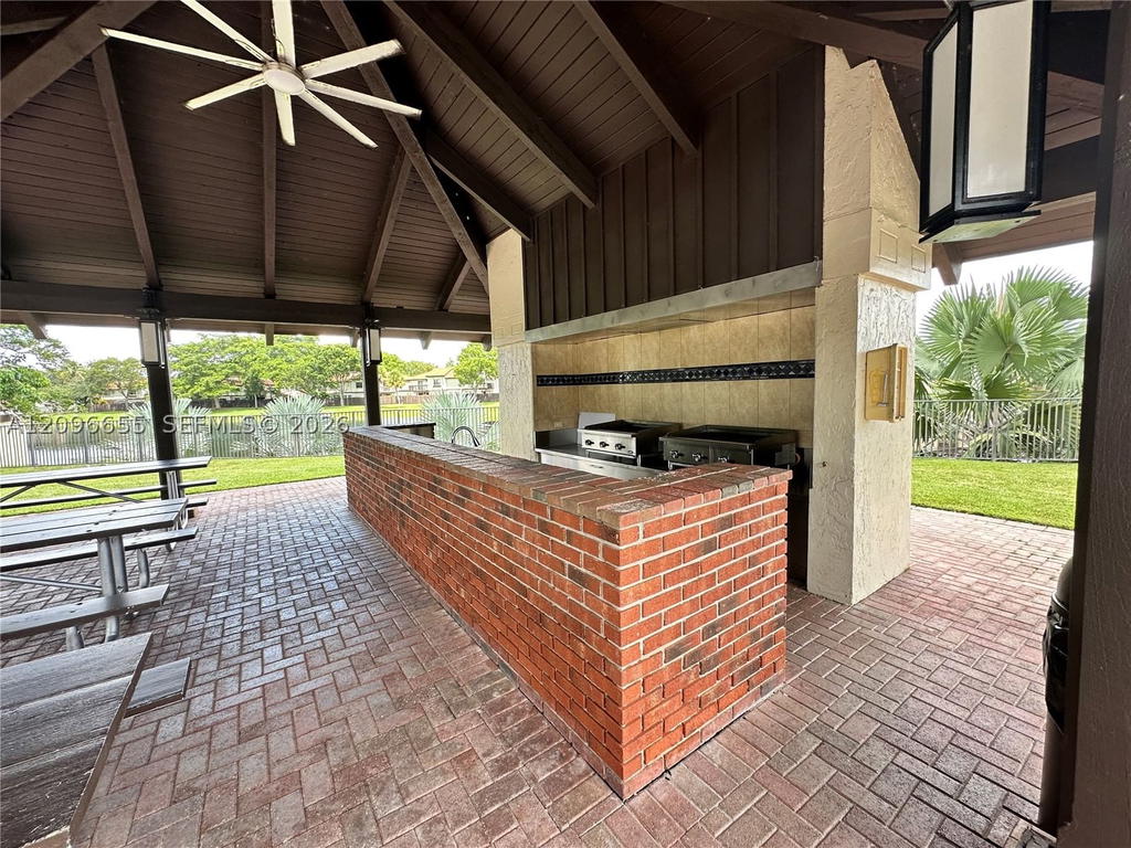 Real estate property located at 11302 132nd Ct West, Miami-dade, Host Crossings, Miami, FL