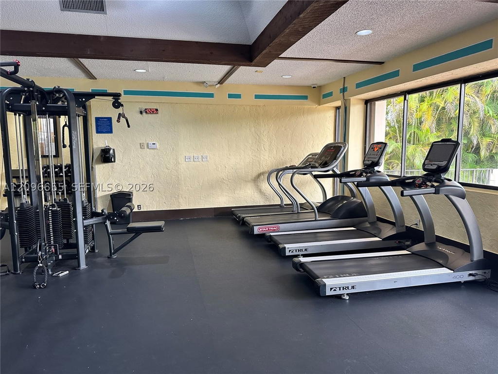 Real estate property located at 11302 132nd Ct West, Miami-dade, Host Crossings, Miami, FL