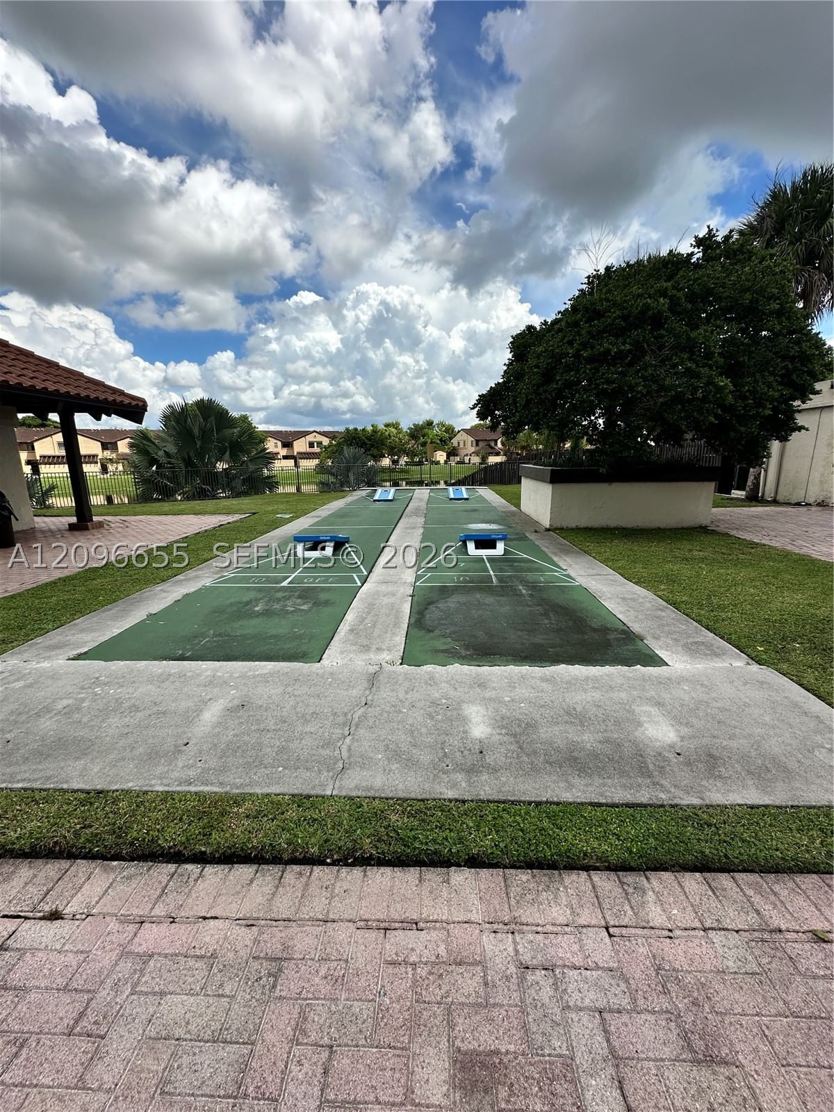 Real estate property located at 11302 132nd Ct West, Miami-dade, Host Crossings, Miami, FL