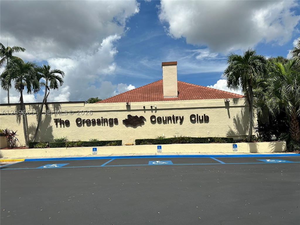 Real estate property located at 11302 132nd Ct West, Miami-dade, Host Crossings, Miami, FL