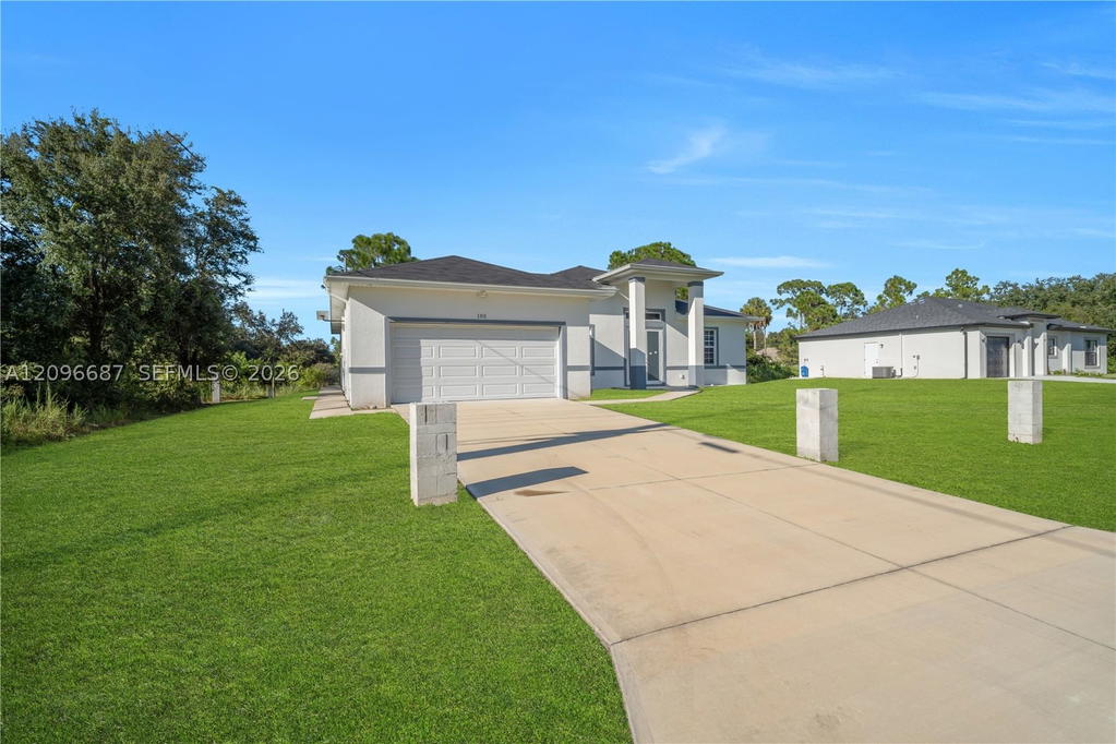 Real estate property located at 105 15TH ST, Lee, Lehigh Acres, Lehigh Acres, FL