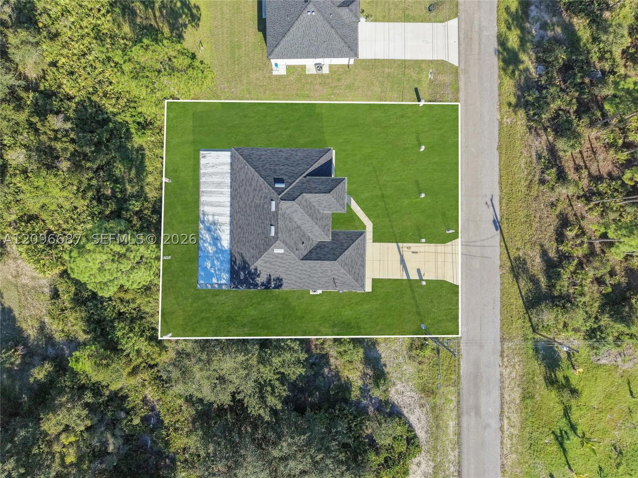 Real estate property located at 105 15TH ST, Lee, Lehigh Acres, Lehigh Acres, FL