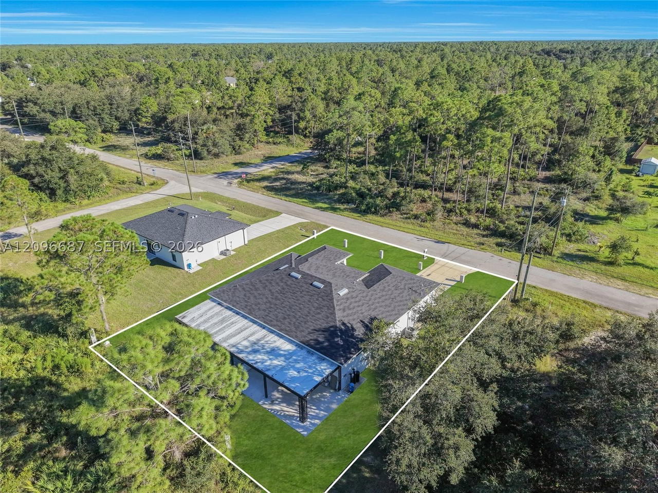 Real estate property located at 105 15TH ST, Lee, Lehigh Acres, Lehigh Acres, FL