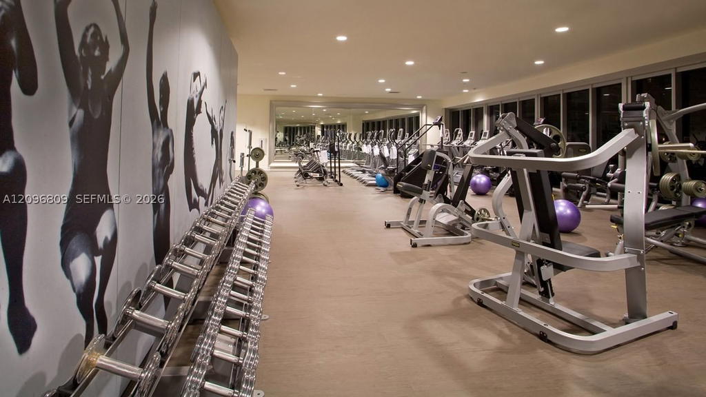 Real estate property located at 465 Brickell Ave #617, Miami-dade, Iconbrickell Condo, Miami, FL