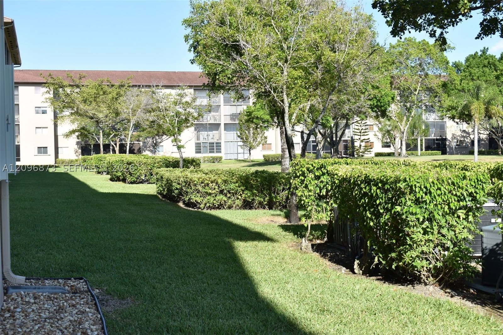 Real estate property located at 12550 15th St #111E, Broward, Falmouth At Century Villa, Pembroke Pines, FL
