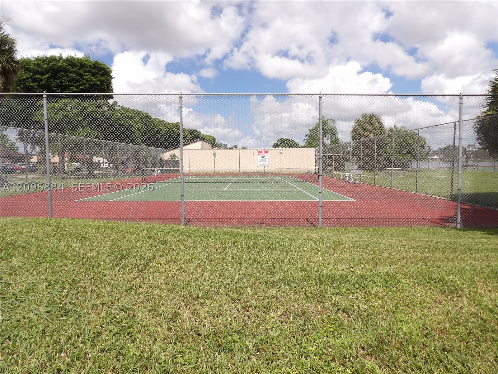 Real estate property located at 19406 Lake Dr, Miami-dade, Royal Singapore Lake, Hialeah, FL