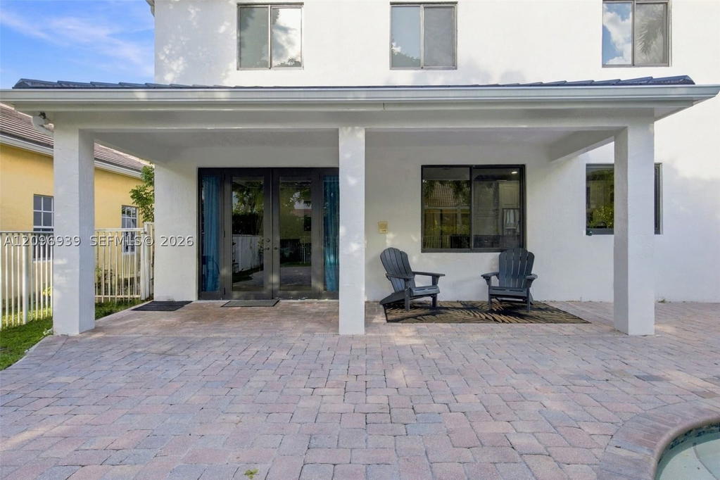 Real estate property located at 1073 Allamanda Way, Broward, Sector 2-parcels 9 & 10, Weston, FL