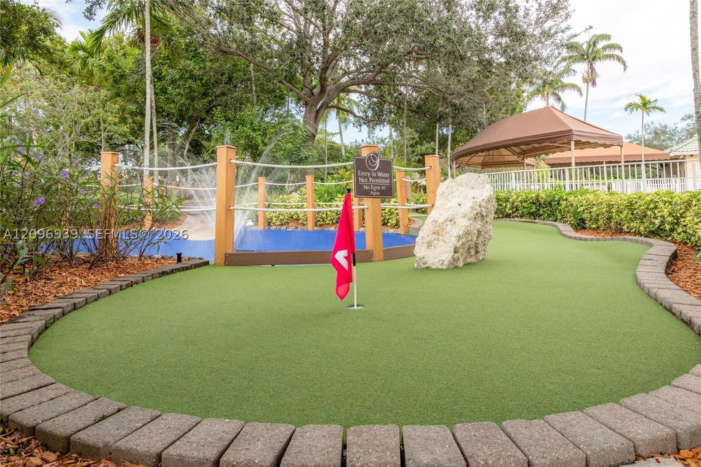 Real estate property located at 1073 Allamanda Way, Broward, Sector 2-parcels 9 & 10, Weston, FL