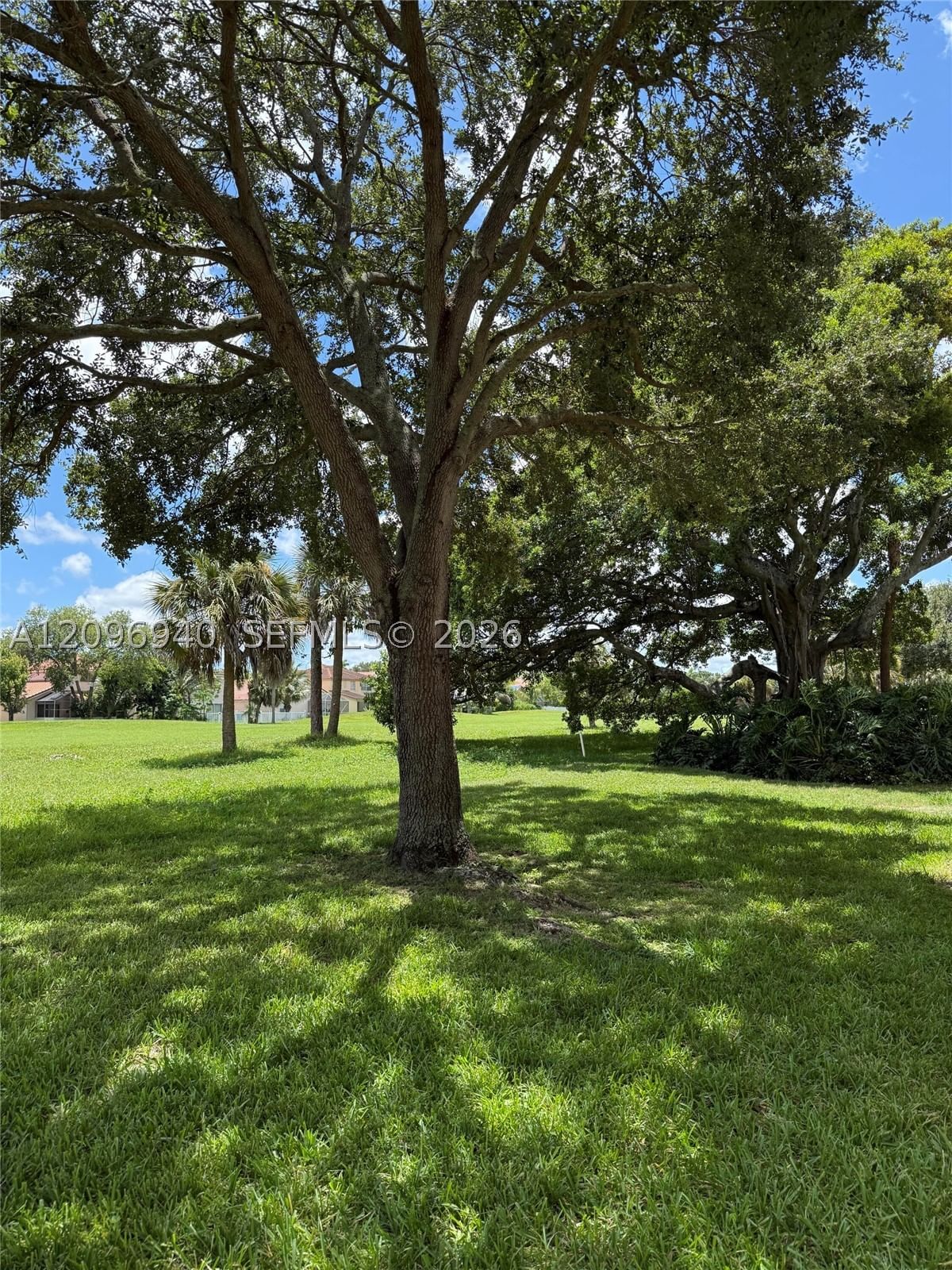 Real estate property located at 3450 Pinewalk Dr N #421, Broward, Coral Key Condo, Margate, FL