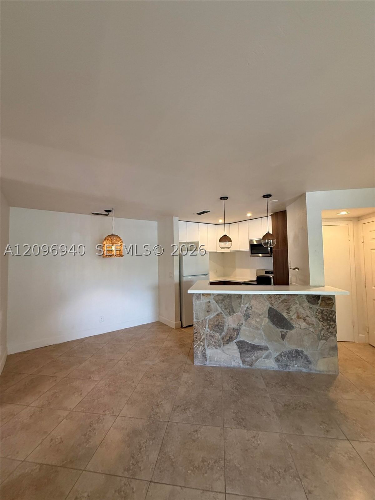 Real estate property located at 3450 Pinewalk Dr N #421, Broward, Coral Key Condo, Margate, FL