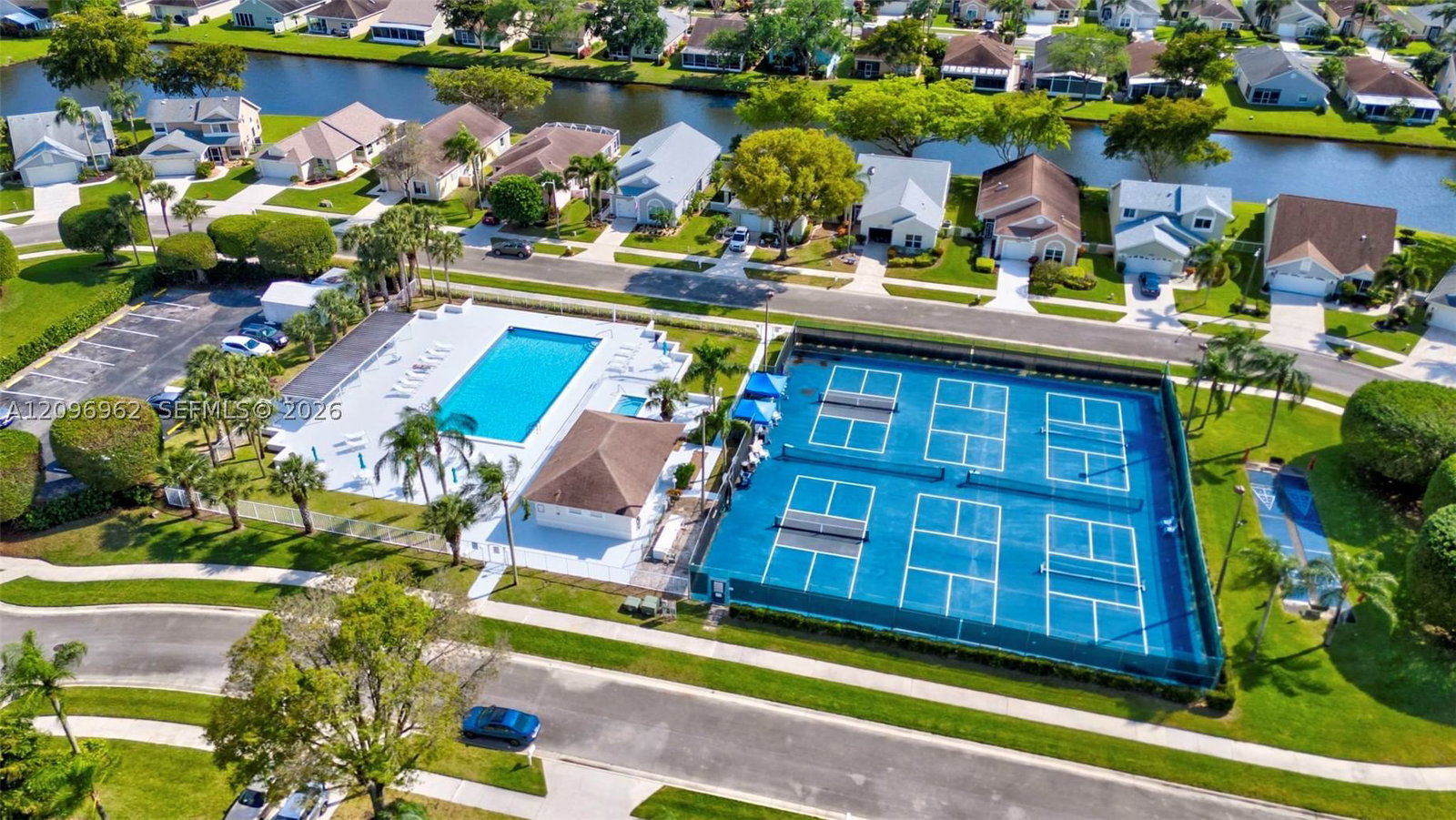 Real estate property located at 13771 Oneida Dr B3, Palm Beach, Pine Ridge At Delray Beach, Delray Beach, FL