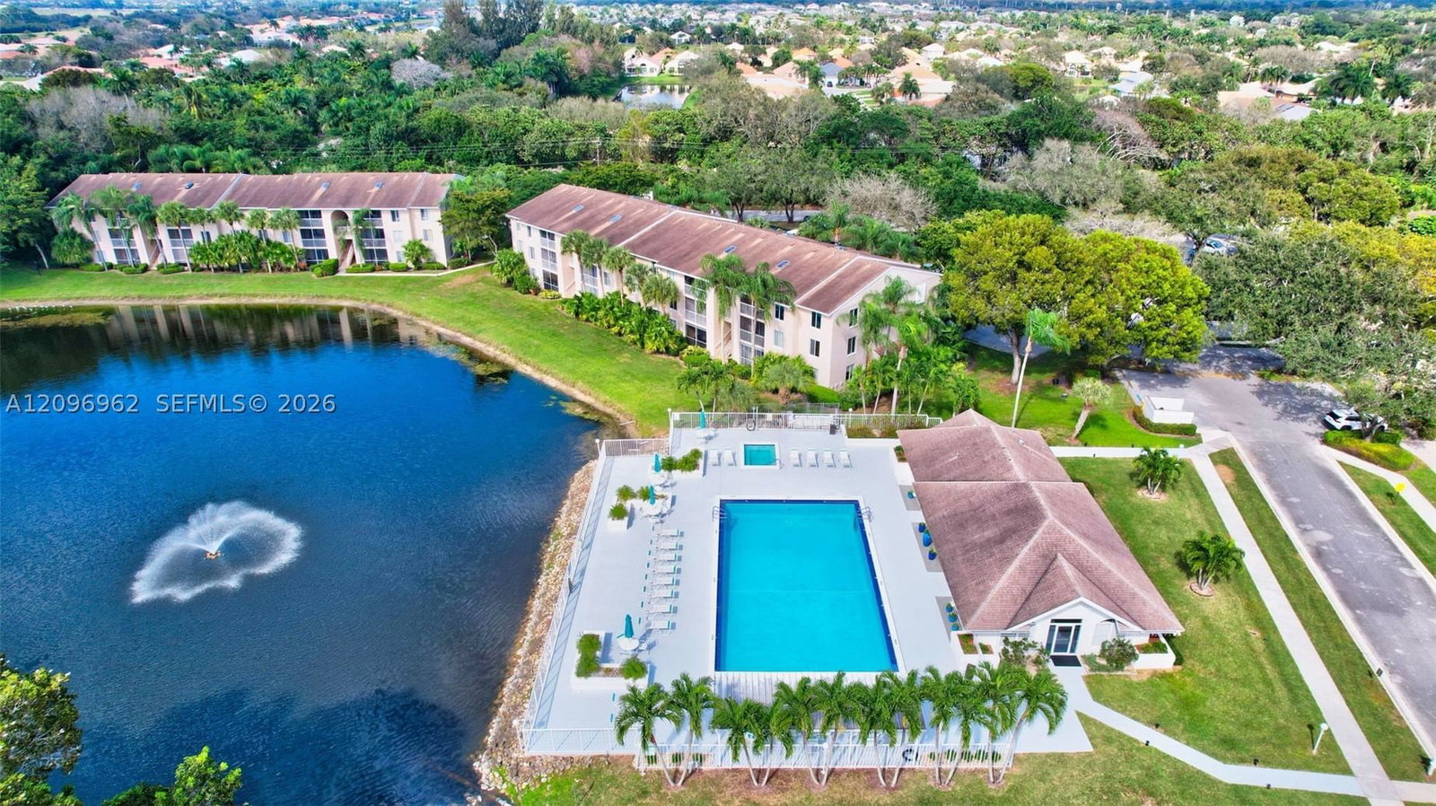 Real estate property located at 13771 Oneida Dr B3, Palm Beach, Pine Ridge At Delray Beach, Delray Beach, FL