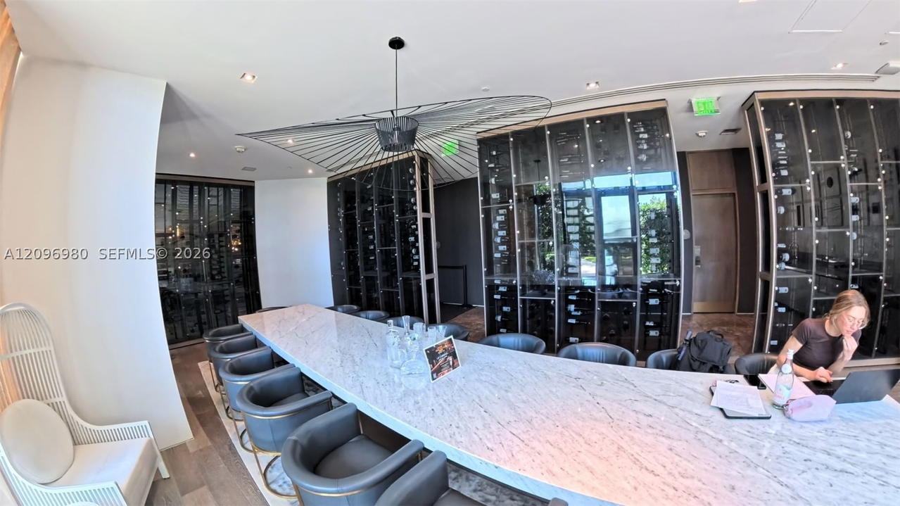 Real estate property located at 650 32nd St #3707, Miami-dade, Paraiso Bay Condo, Miami, FL