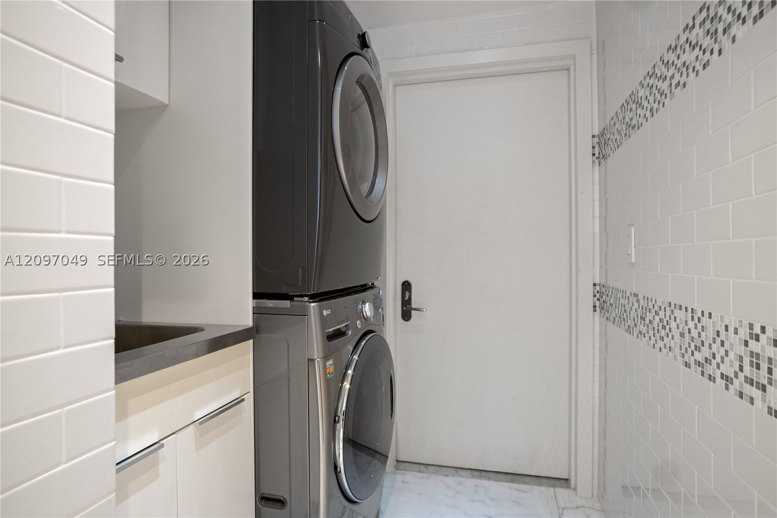 Real estate property located at 17121 Collins Ave #4203, Miami-dade, Jade Ocean Condo, Sunny Isles Beach, FL