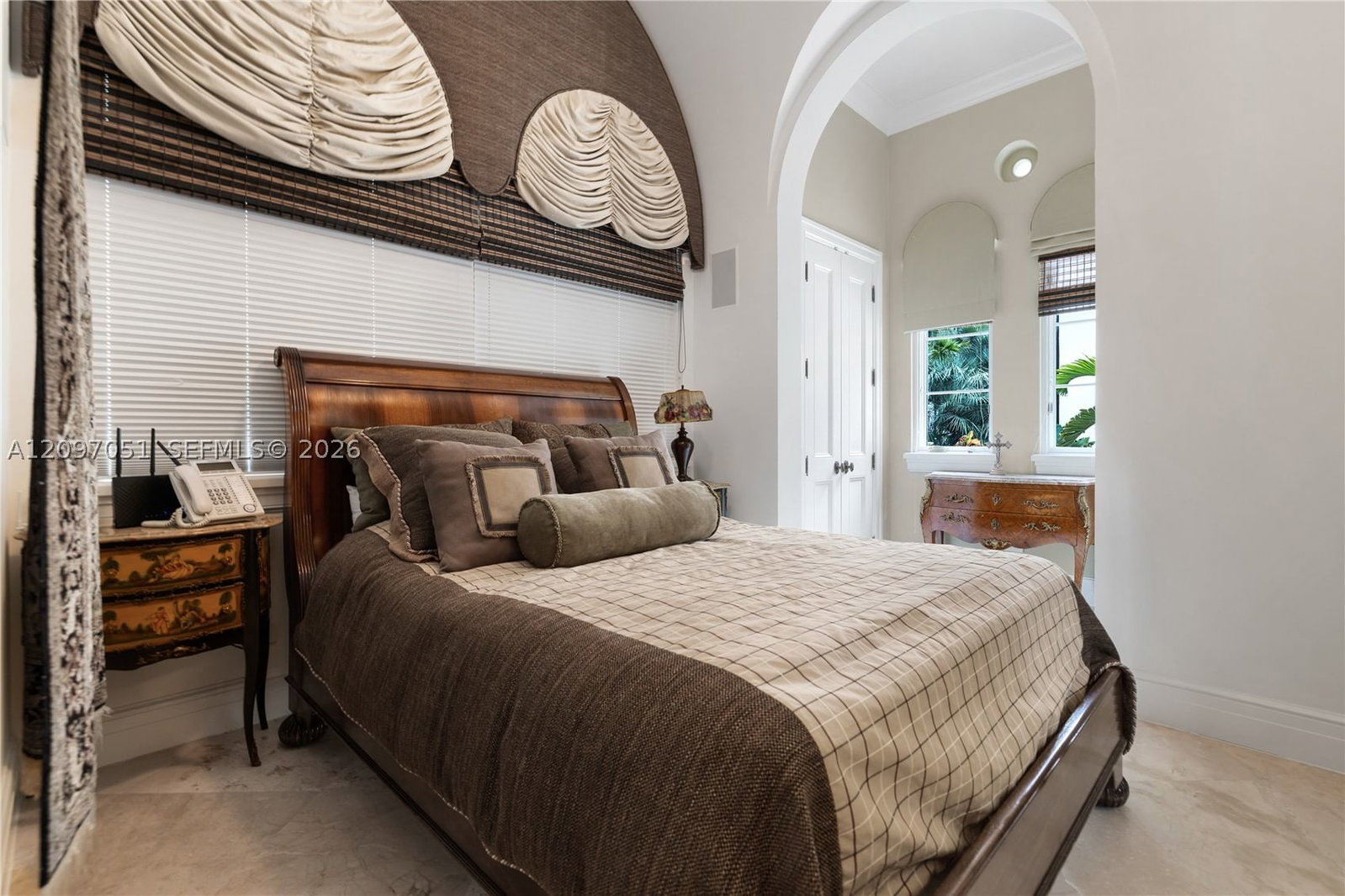 Real estate property located at 8901 Arvida Ln, Miami-dade, Gables Estates No 3, Coral Gables, FL