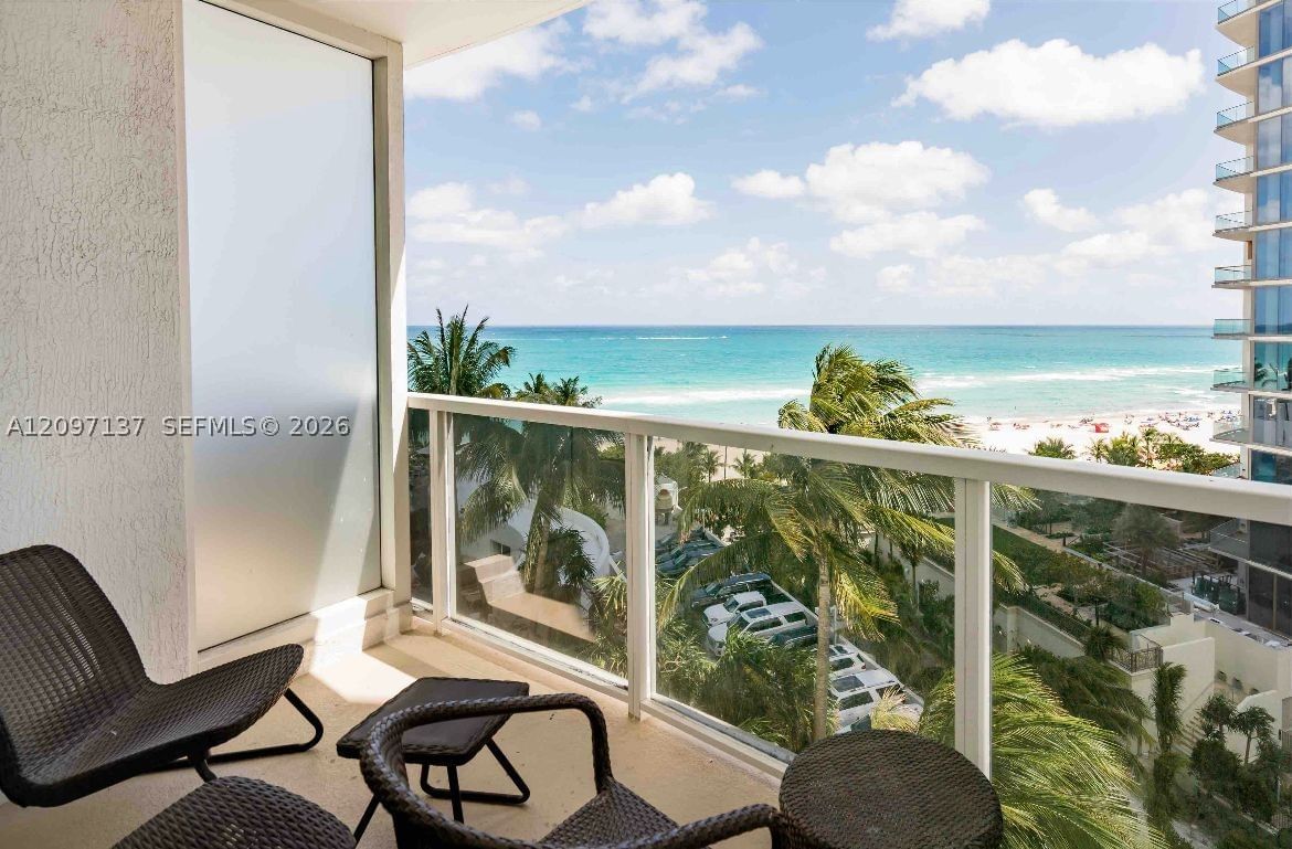 Real estate property located at 18001 Collins Ave #512, Miami-dade, Trump International Sones, Sunny Isles Beach, FL