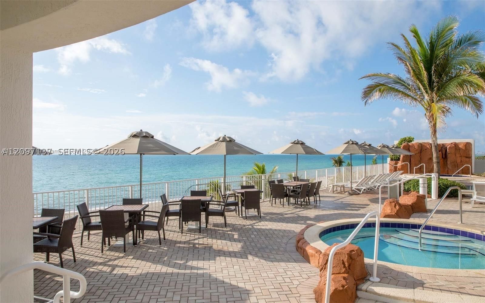 Real estate property located at 18001 Collins Ave #512, Miami-dade, Trump International Sones, Sunny Isles Beach, FL