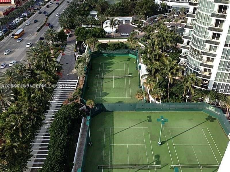Real estate property located at 18001 Collins Ave #512, Miami-dade, Trump International Sones, Sunny Isles Beach, FL