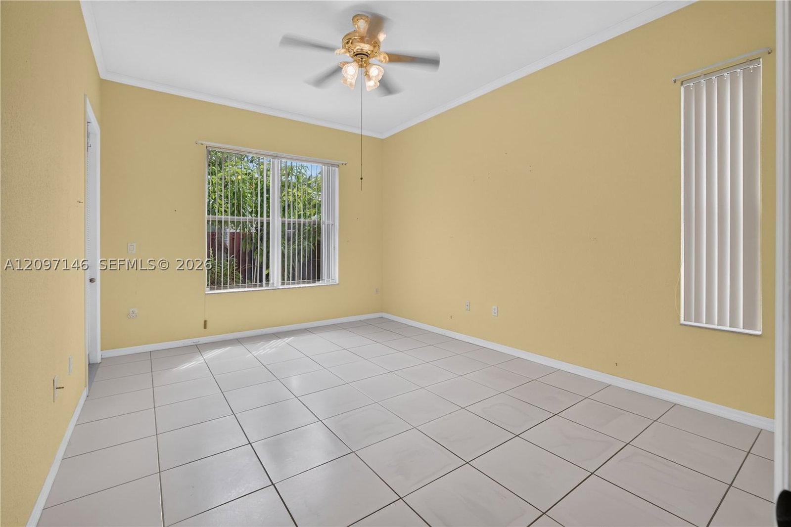 Real estate property located at 14639 159th Pl, Miami-dade, Corsica Place, Miami, FL