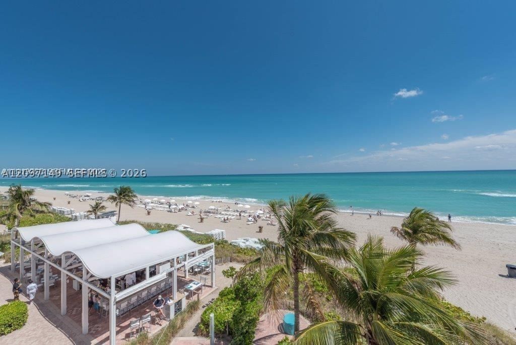 Real estate property located at 18001 Collins Ave #2504, Miami-dade, Trump International Sones, Sunny Isles Beach, FL