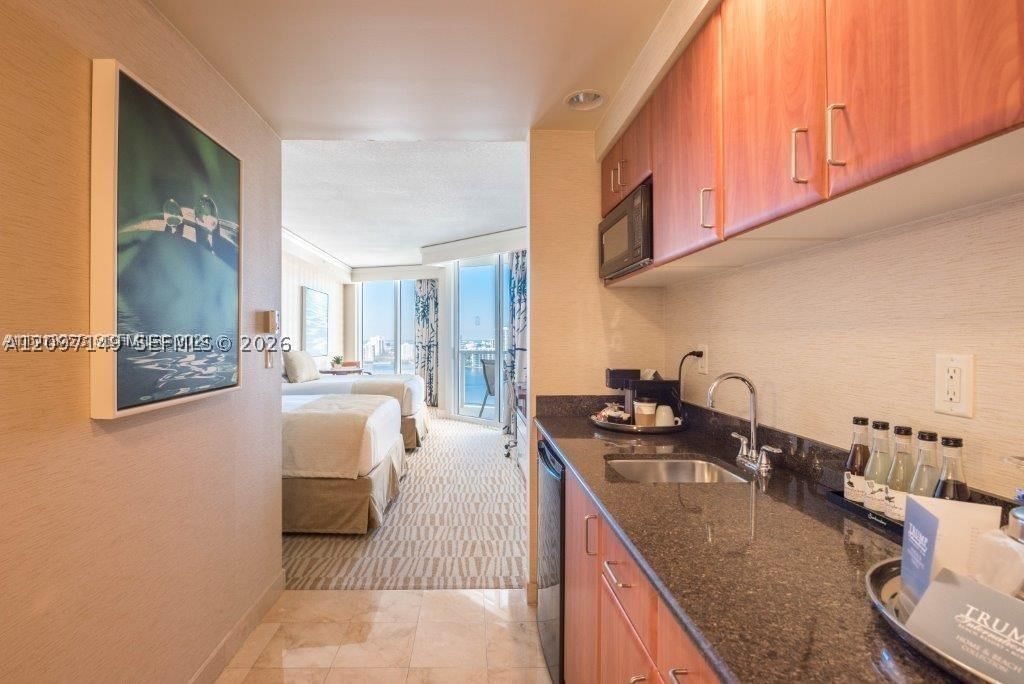 Real estate property located at 18001 Collins Ave #2504, Miami-dade, Trump International Sones, Sunny Isles Beach, FL