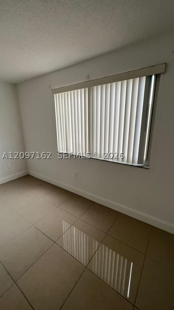 Real estate property located at 6950 Miami Gardens Dr #2-508, Miami-dade, Coral Gate East Condo, Hialeah, FL