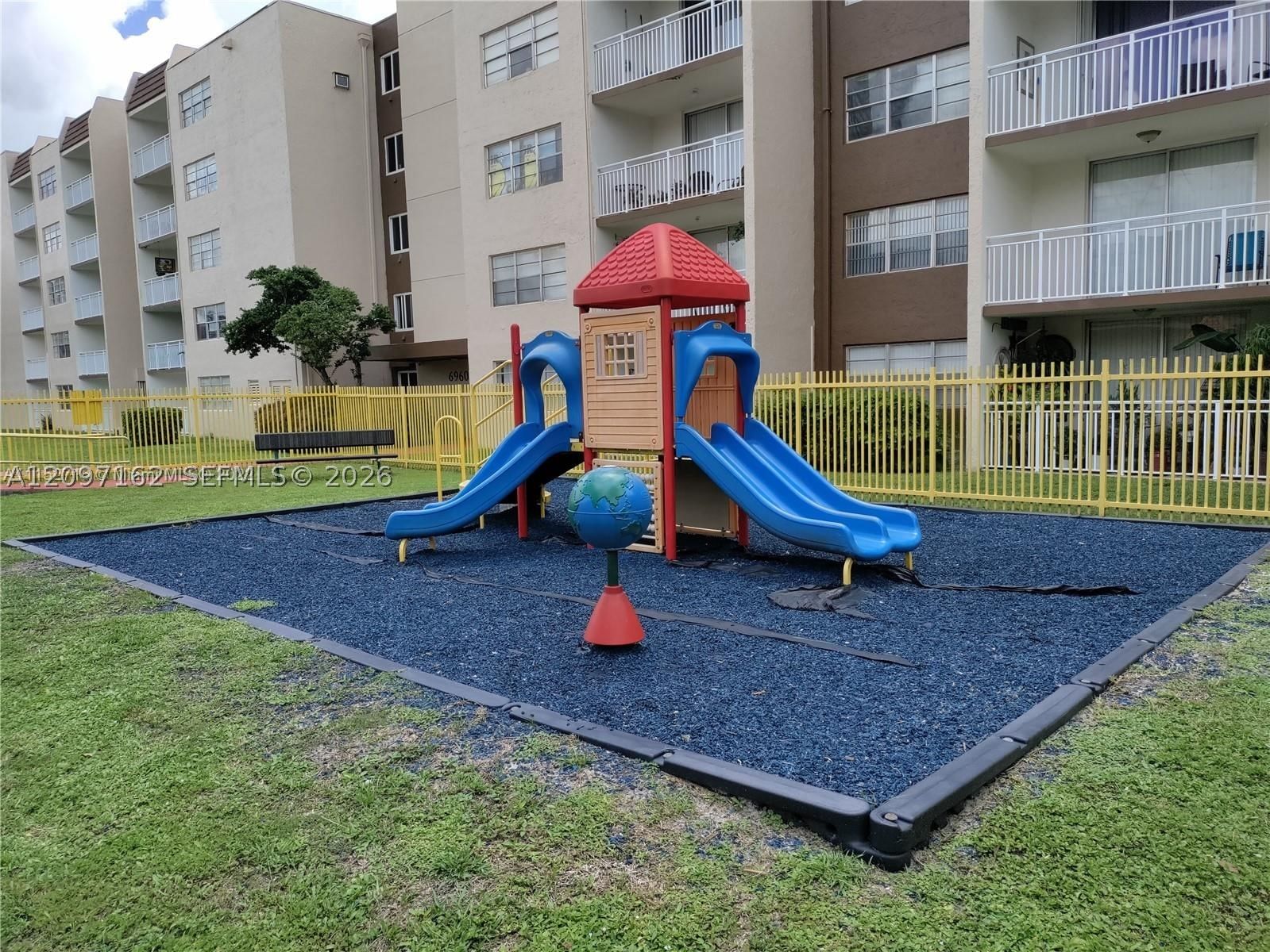 Real estate property located at 6950 Miami Gardens Dr #2-508, Miami-dade, Coral Gate East Condo, Hialeah, FL