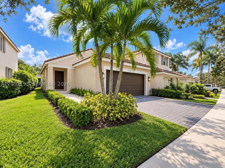 Real estate property located at 1359 Sabal Trl, Broward, Sector 2-parcels 1 2 3 4, Weston, FL