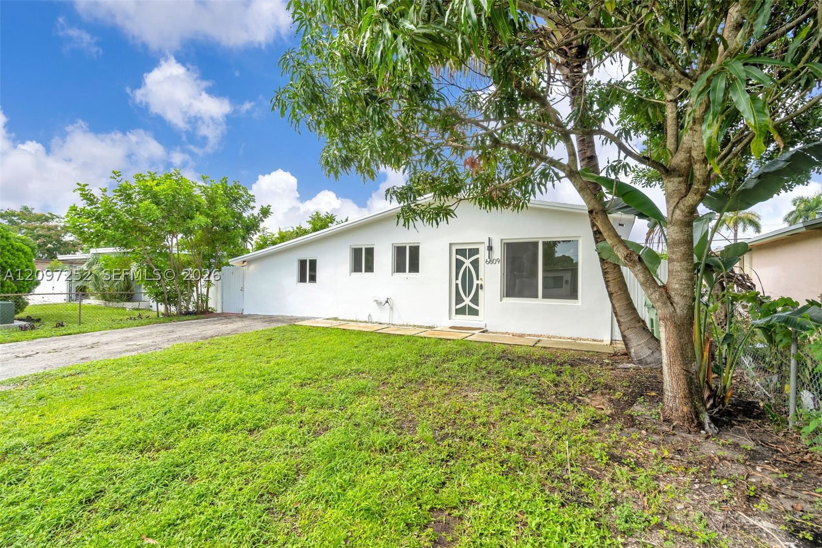 Real estate property located at 6609 1st Ct, Broward, South Broward Ranches No, Pembroke Pines, FL