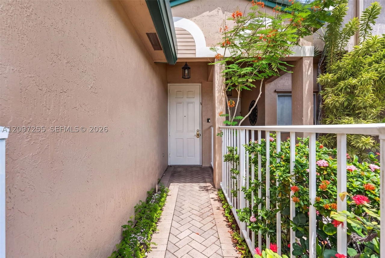 Real estate property located at 7932 Exeter Blvd E #202, Broward, Exeter Condominium, Tamarac, FL