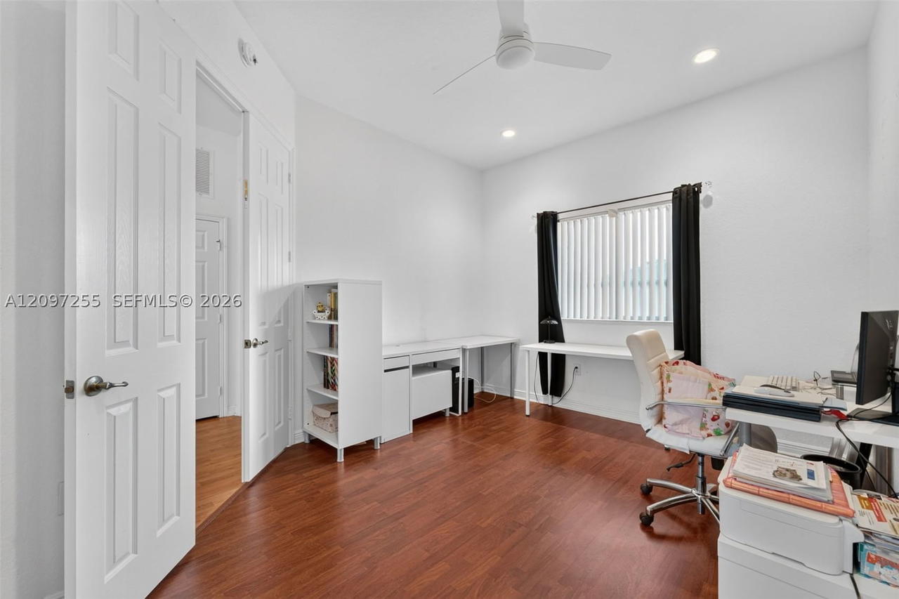 Real estate property located at 7932 Exeter Blvd E #202, Broward, Exeter Condominium, Tamarac, FL
