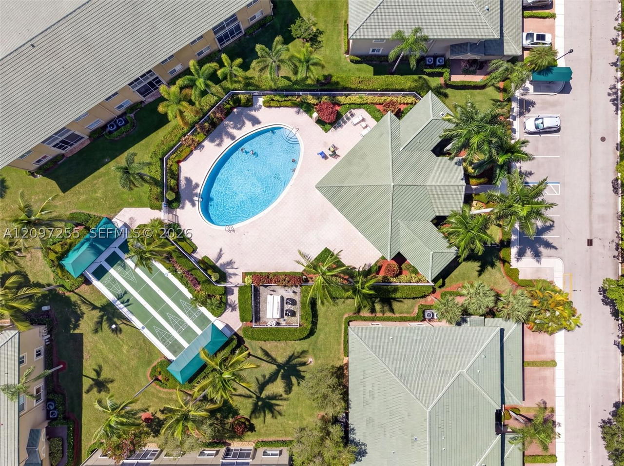 Real estate property located at 7932 Exeter Blvd E #202, Broward, Exeter Condominium, Tamarac, FL