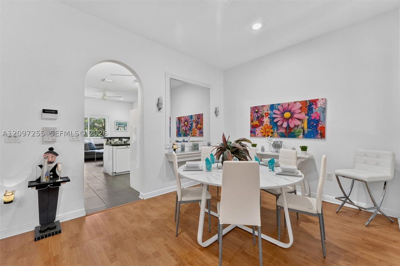 Real estate property located at 7932 Exeter Blvd E #202, Broward, Exeter Condominium, Tamarac, FL