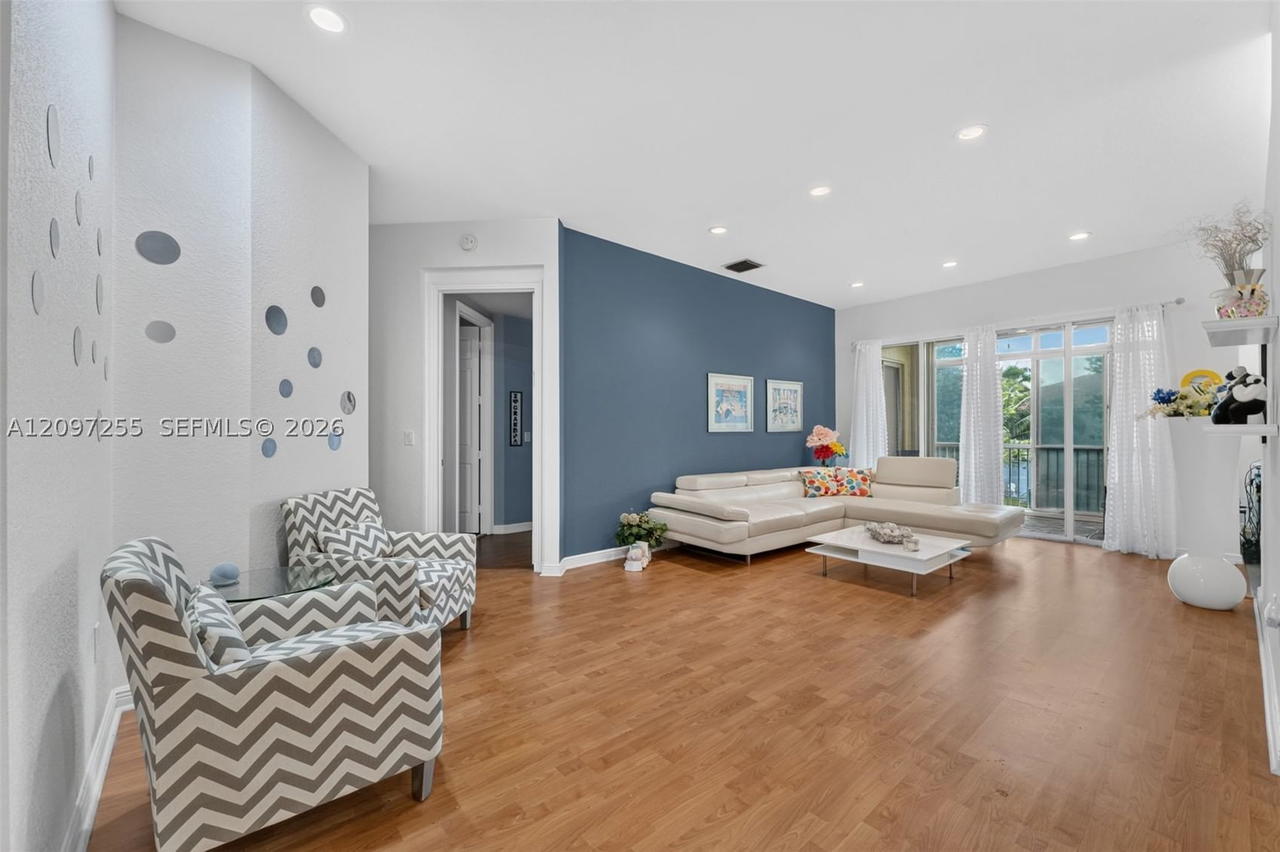 Real estate property located at 7932 Exeter Blvd E #202, Broward, Exeter Condominium, Tamarac, FL
